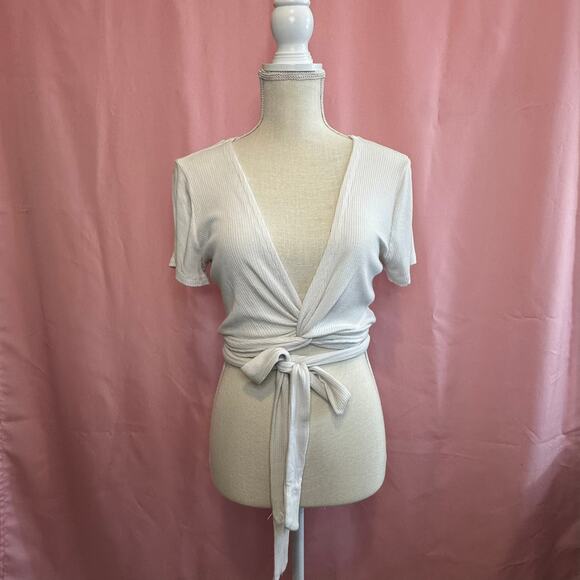 HOLLISTER White Tie Front Shrug Medium Balletcore V-Neck Y2K Twist Crop Top - Picture 1 of 10